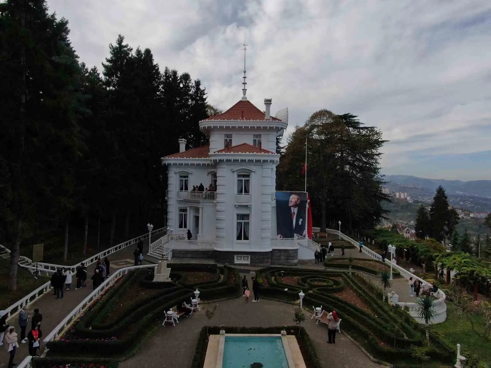 Atatürk’ün vasiyetini yazdığı Atatürk Köşkü’ne 10 Kasım’da ziyaretçi akını