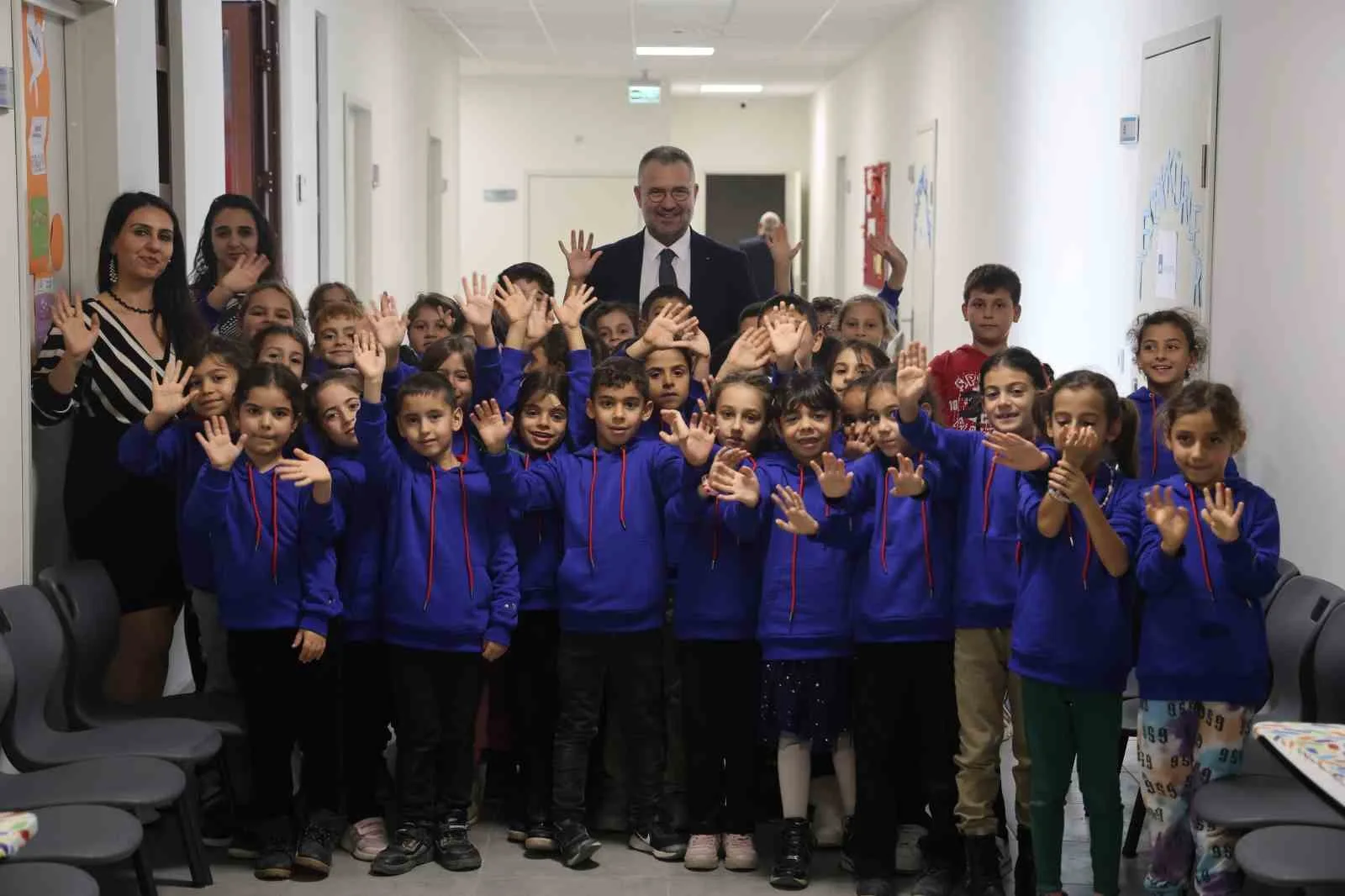 AXA Türkiye’nin Hatay’da inşa ettiği ‘Büyükdalyan Tüm Kalplerde İlkokulu’ bölgedeki çocuklara umut oluyor