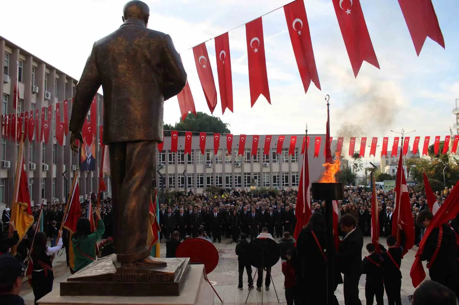 Aydın’da 10 Kasım Atatürk’ü Anma Töreni Gerçekleşti