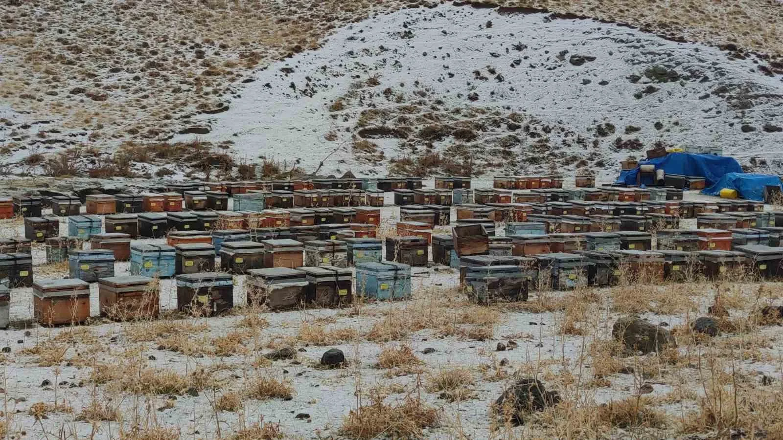 Bahçesaray Kaymakamlığından sürücülere “zorunlu olmadıkça yola çıkmayın” uyarısı