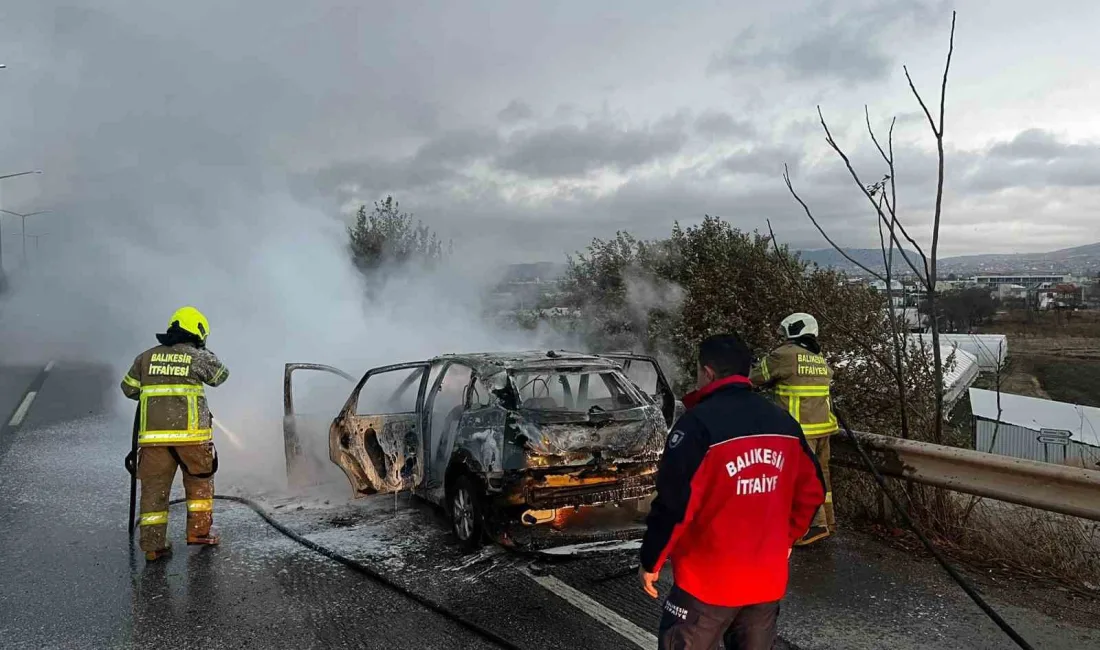 BALIKESİR'DE OTOMOBİL SEYİR HALİNDE