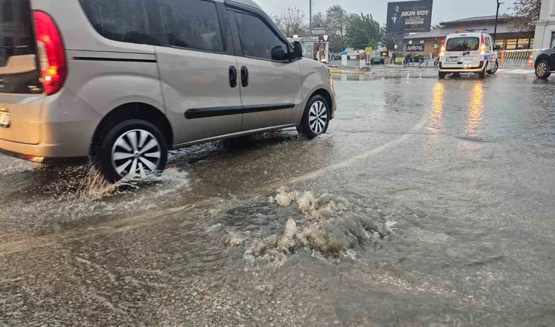 BANDIRMA'DA SAĞANAK YAĞIŞ YOLLARI