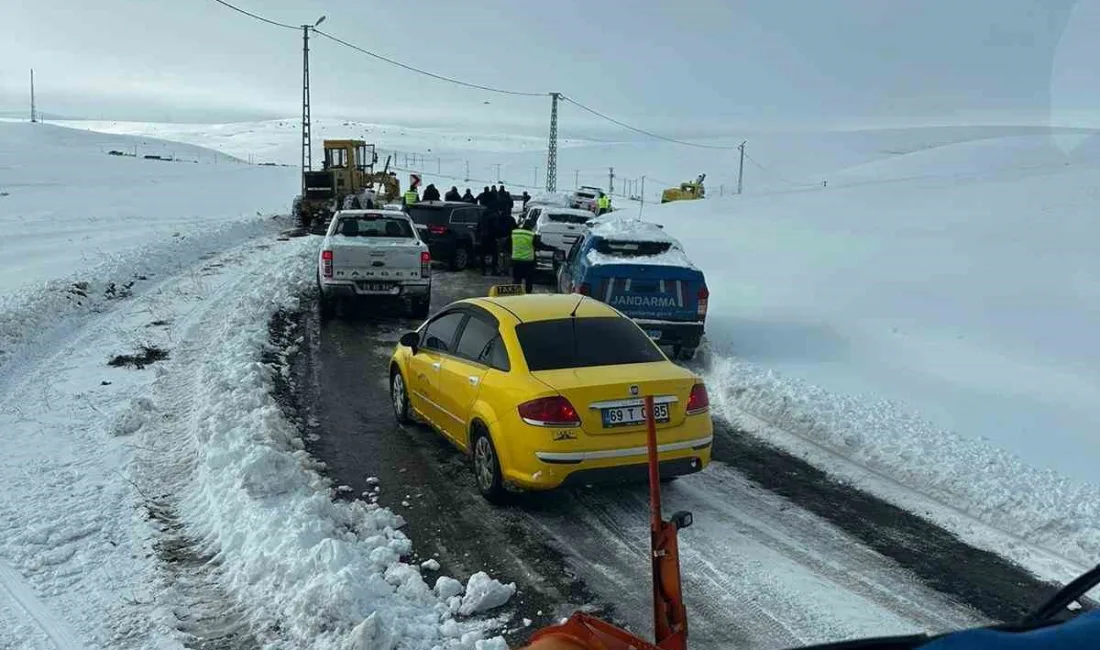 BAYBURT’TA 35 İŞ MAKİNESİYLE