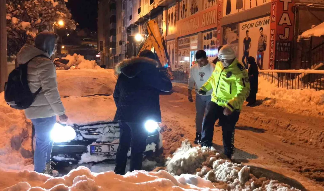 BAYBURT'TA KARA SAPLANAN LÜKS