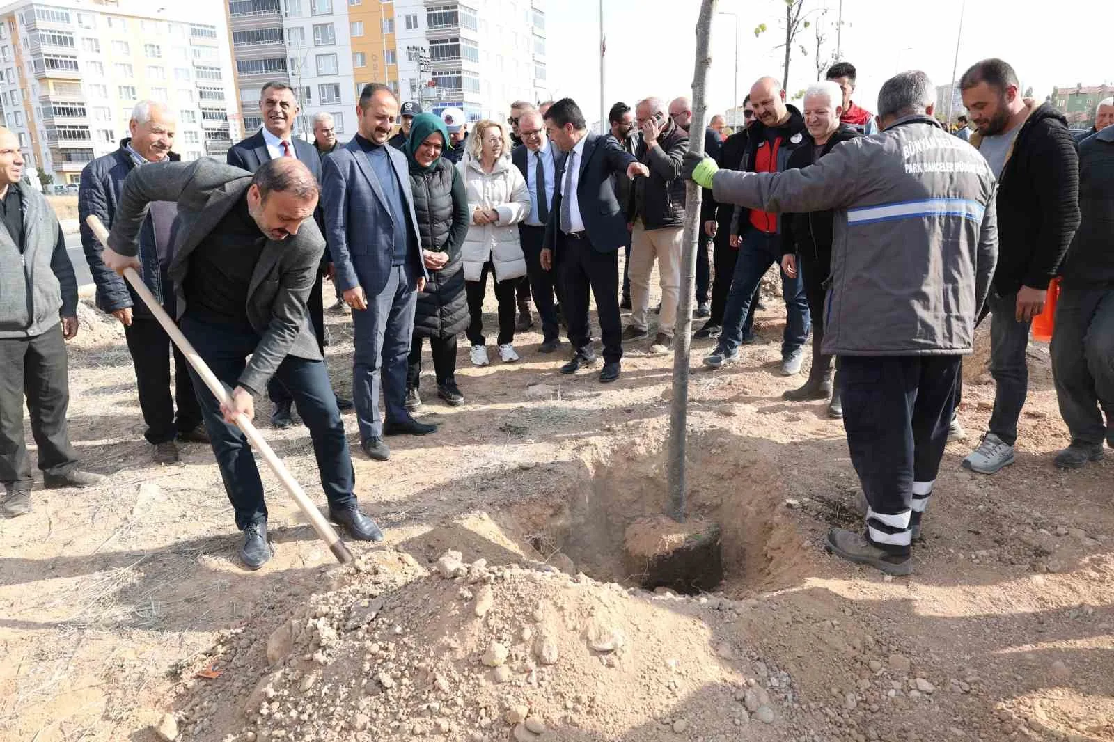 KAYSERİ'NİN BÜNYAN İLÇESİNDE 11 KASIM MİLLİ AĞAÇLANDIRMA GÜNÜ ÇERÇEVESİNDE AĞAÇLANDIRMA