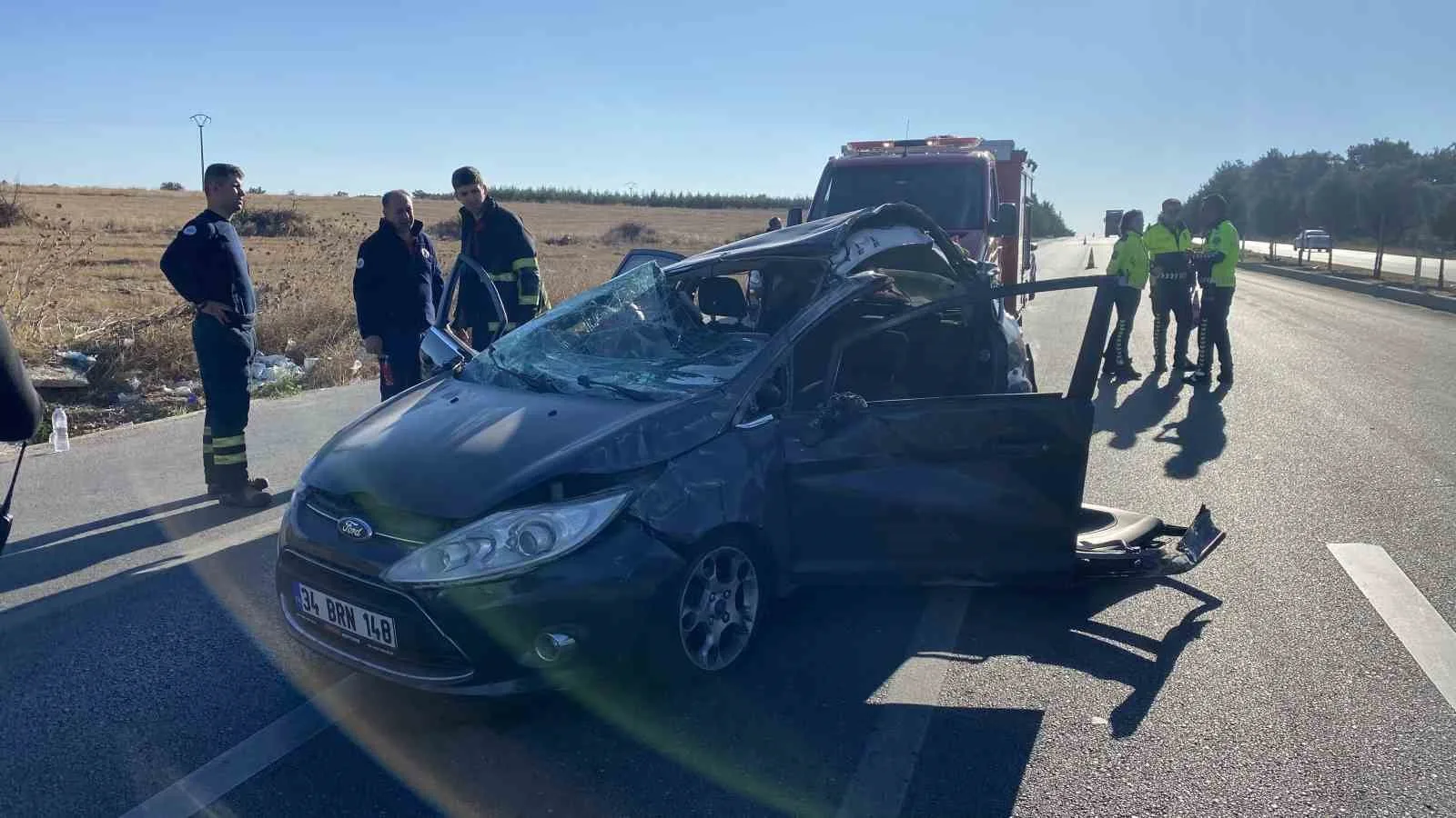 Çanakkale’de trafik kazasında hayatını kaybeden kadın toprağa verildi