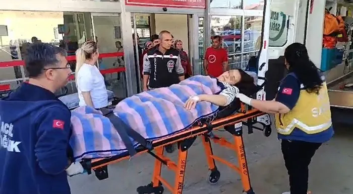 YARALI KADIN ÇAĞRILAN AMBULANSLA