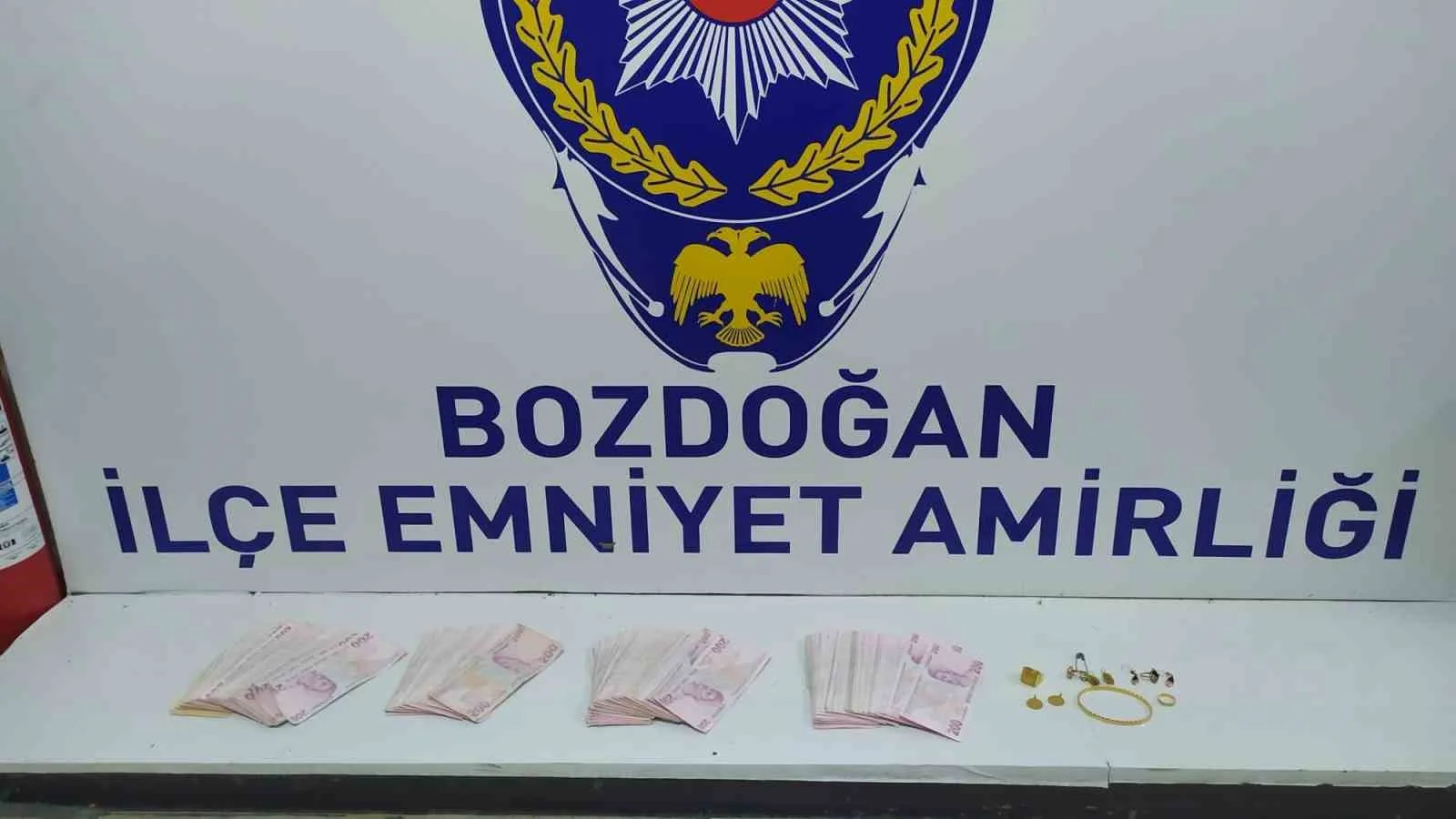 Dolandırıcı, Bozdoğan polisinden kaçamadı