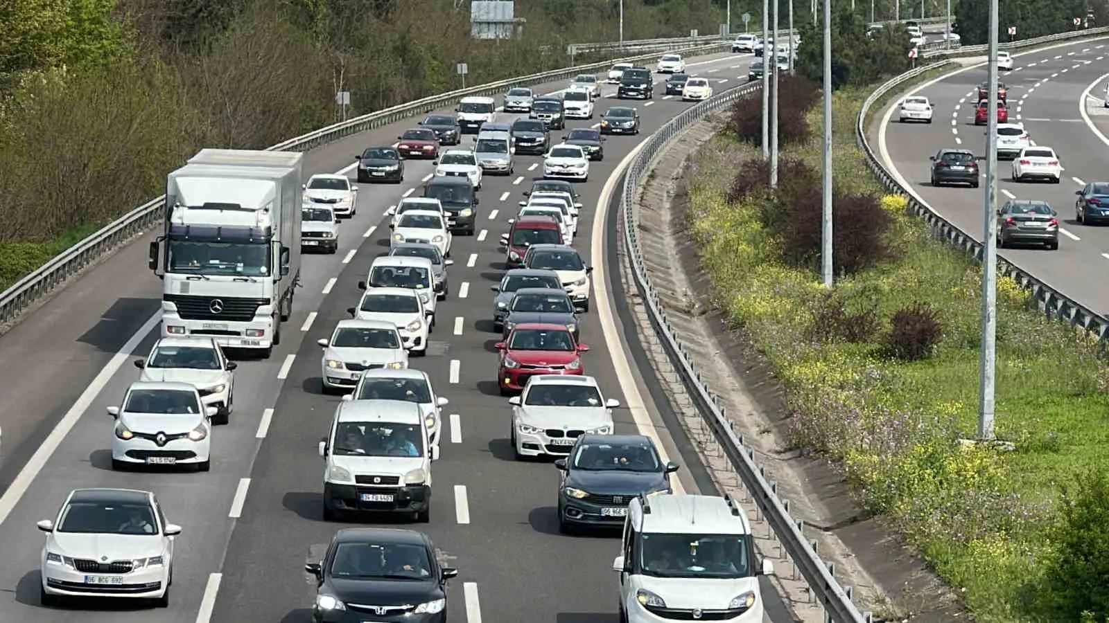 Düzce’de araç sayısı bir yılda 12 binden fazla arttı