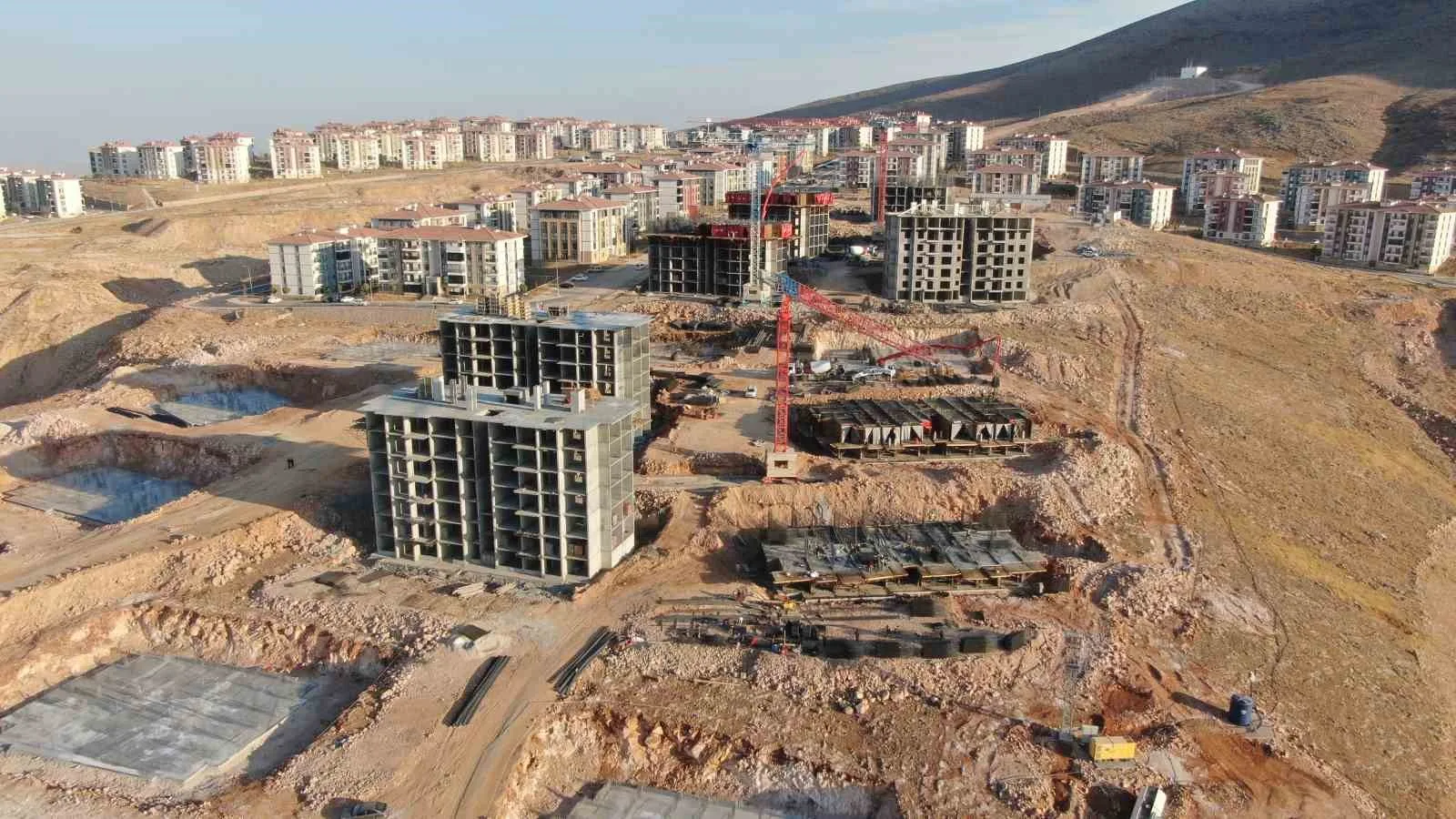 Elazığ’da 608 konutun yapımı hızla devam ediyor