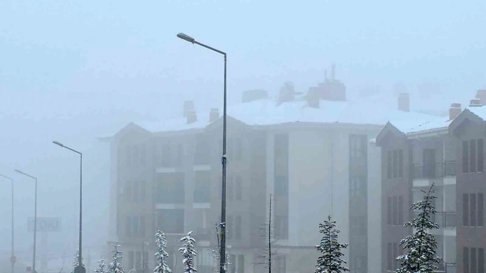 Elazığ’da kar yağışı sonrası sis etkili oldu