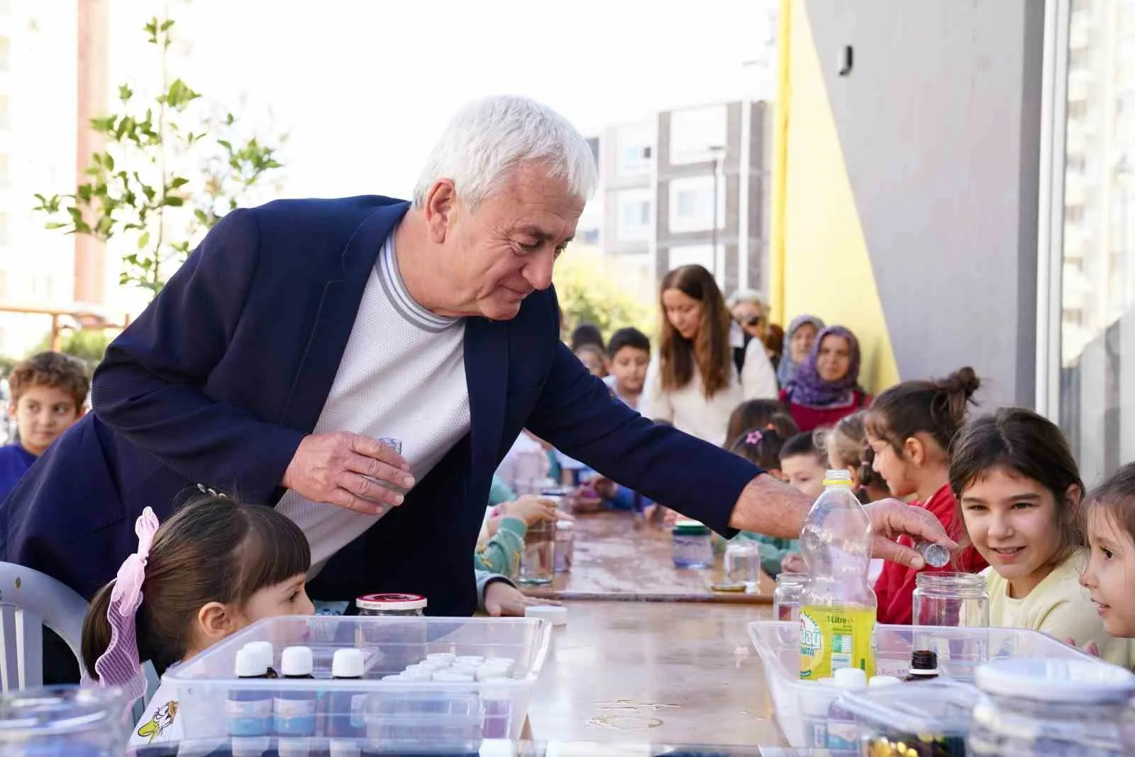 Finike Belediyesi’nden ara tatilde “Kavanozunu Kap Gel” etkinliği