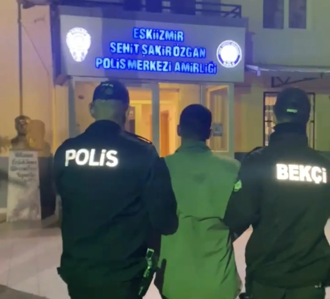 Hırsız kaçtı, polis yakaladı