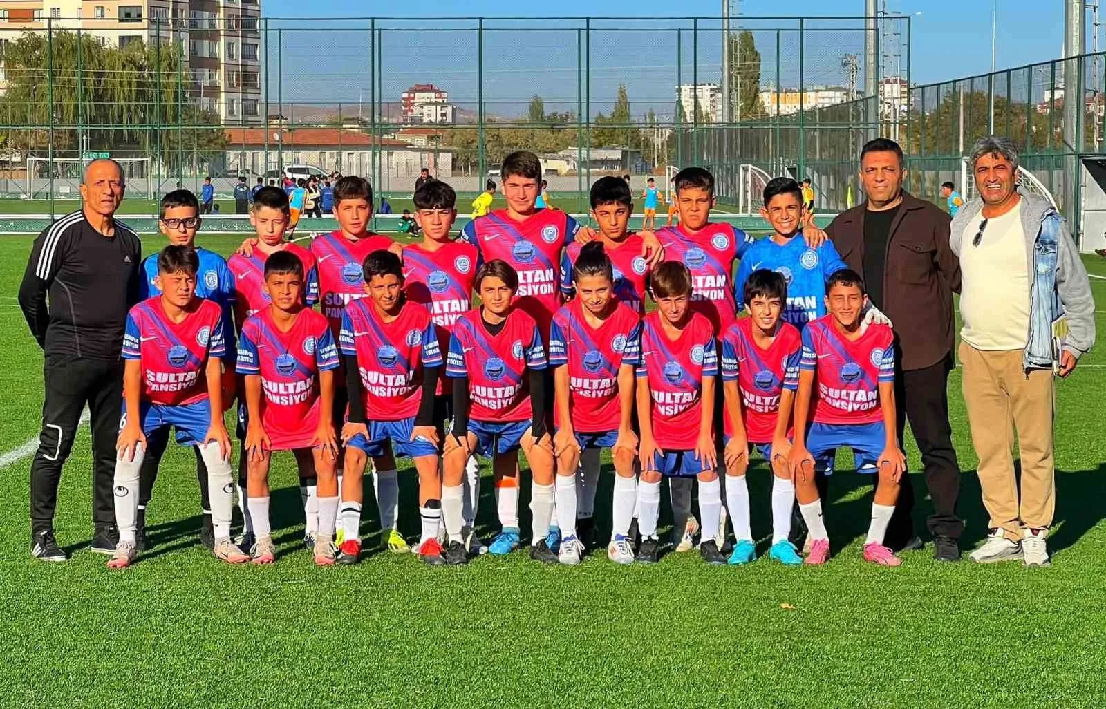 KAYSERİ NECATİ KARADAĞ U-14 FUTBOL LİGİ’NDE KLASMAN GRUBU MAÇLARI TAMAMLANDI.