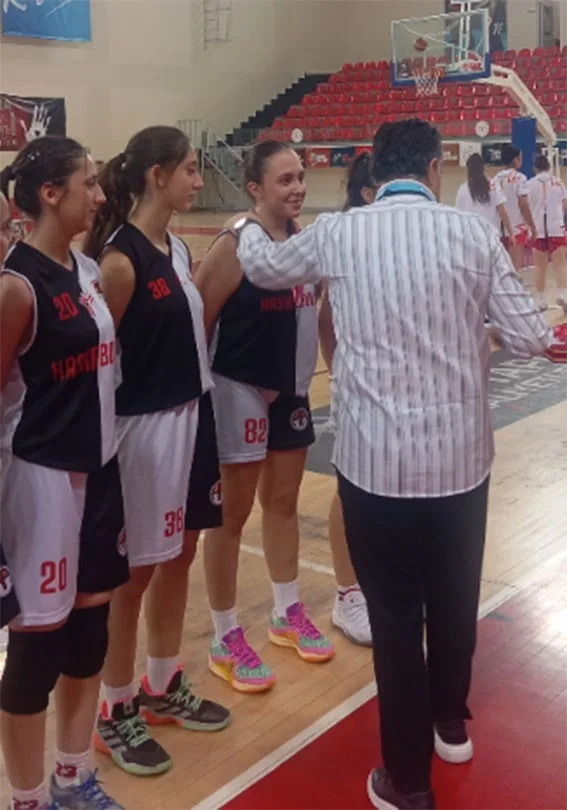 KAYSERİ U-18 KIZLARBASKETBOL LİGİ TAMAMLANDI. OYNANAN MAÇLAR SONUNDA ŞAMPİYON OLAN