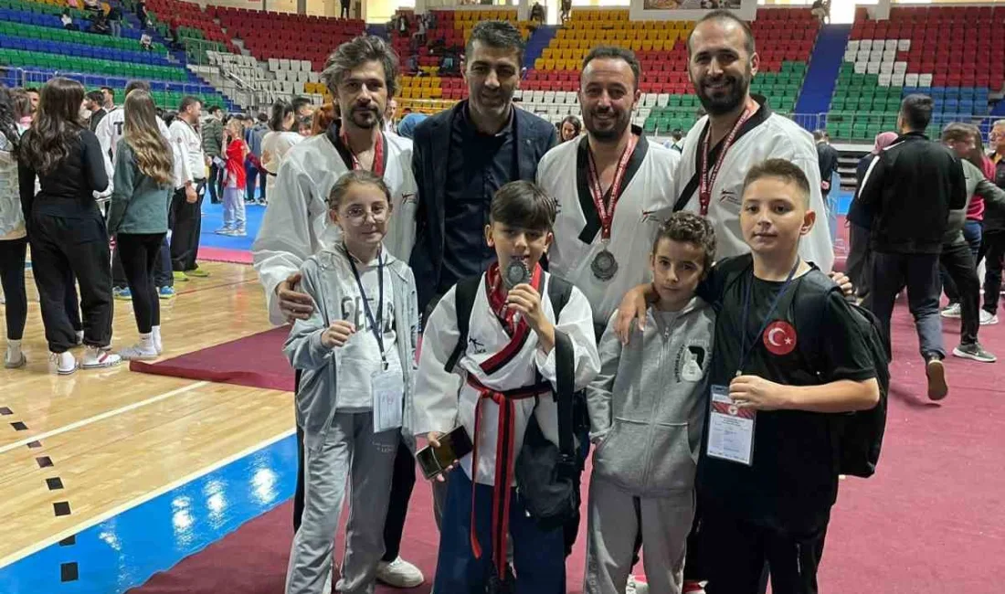 ANKARA’DA DÜZENLENEN TAEKWONDO TÜRKİYE ŞAMPİYONASI'NDA MÜCADELE EDEN KAYSERİLİ SPORCULAR 4