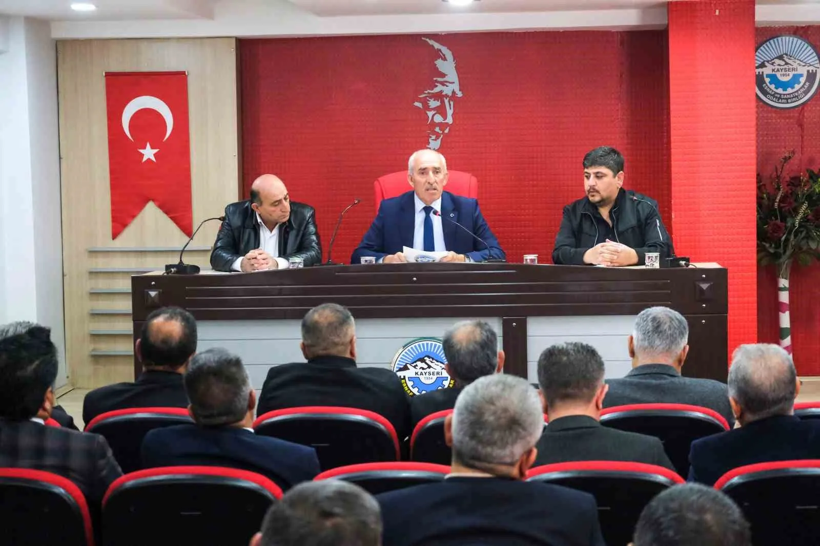 KAYSERİ ESNAF VE SANATKARLAR ODALARI BİRLİĞİ (KESOB) KONFERANS SALONU’NDA BİRLİĞE