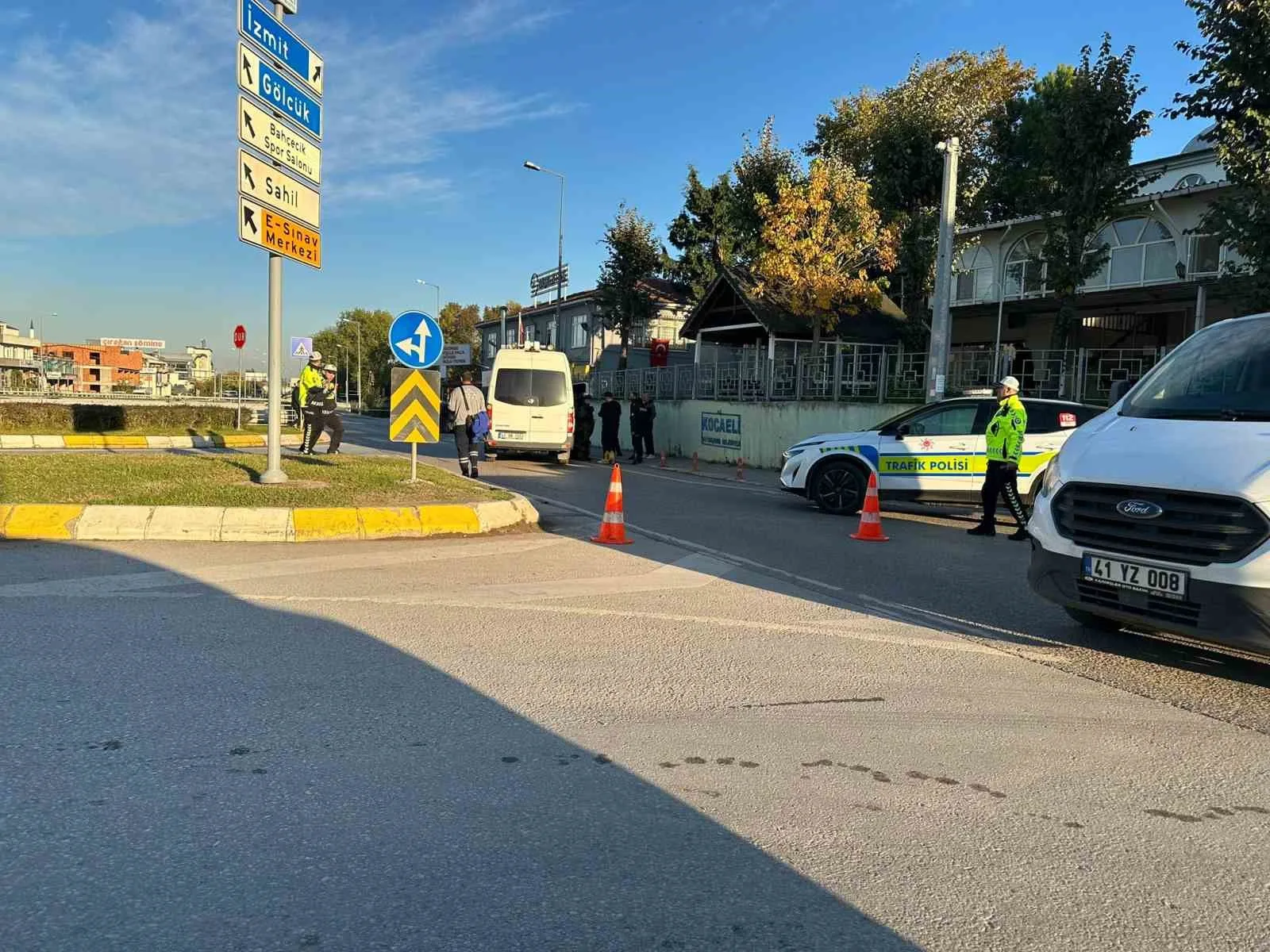 Kocaeli’de şüpheli çanta polisi alarma geçirdi