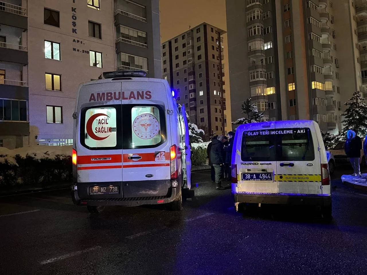 KAYSERİ'NİN KOCASİNAN İLÇESİNDE İDDİAYA GÖRE KOMŞULAR ARASINDA ÇIKAN KAVGADA 2