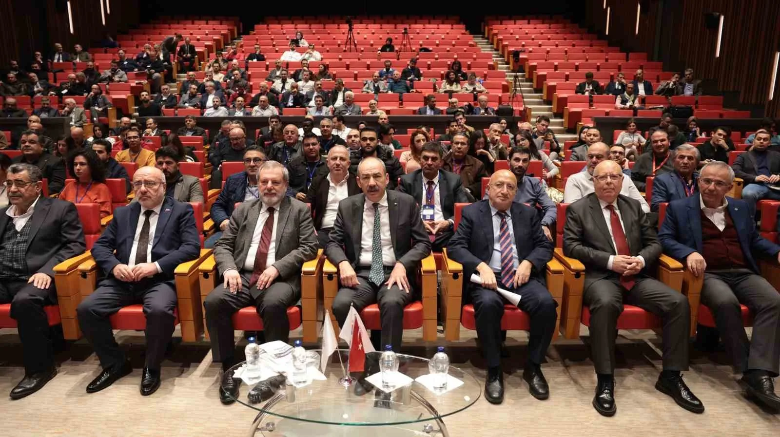 KAYSERİ TİCARET ODASI (KTO) TARAFINDAN '2025 TÜRKİYE EKONOMİSİ VE BRICS’İN