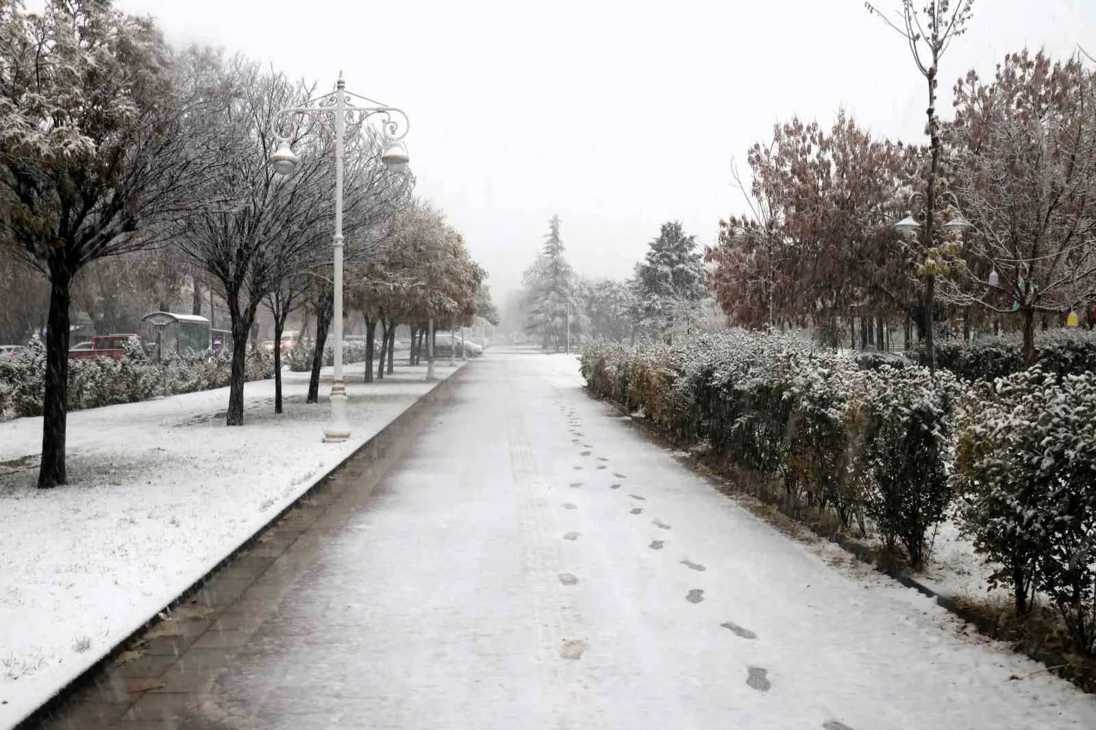 Malatya’da kar yağışı etkili oluyor