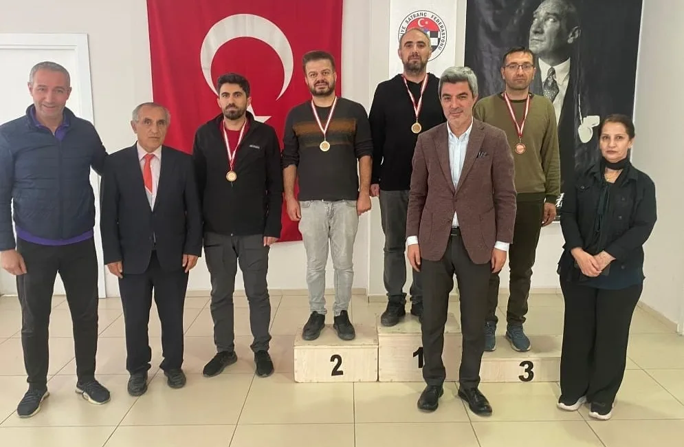 ÖĞRETMENLER GÜNÜ SATRANÇ TURNUVASI