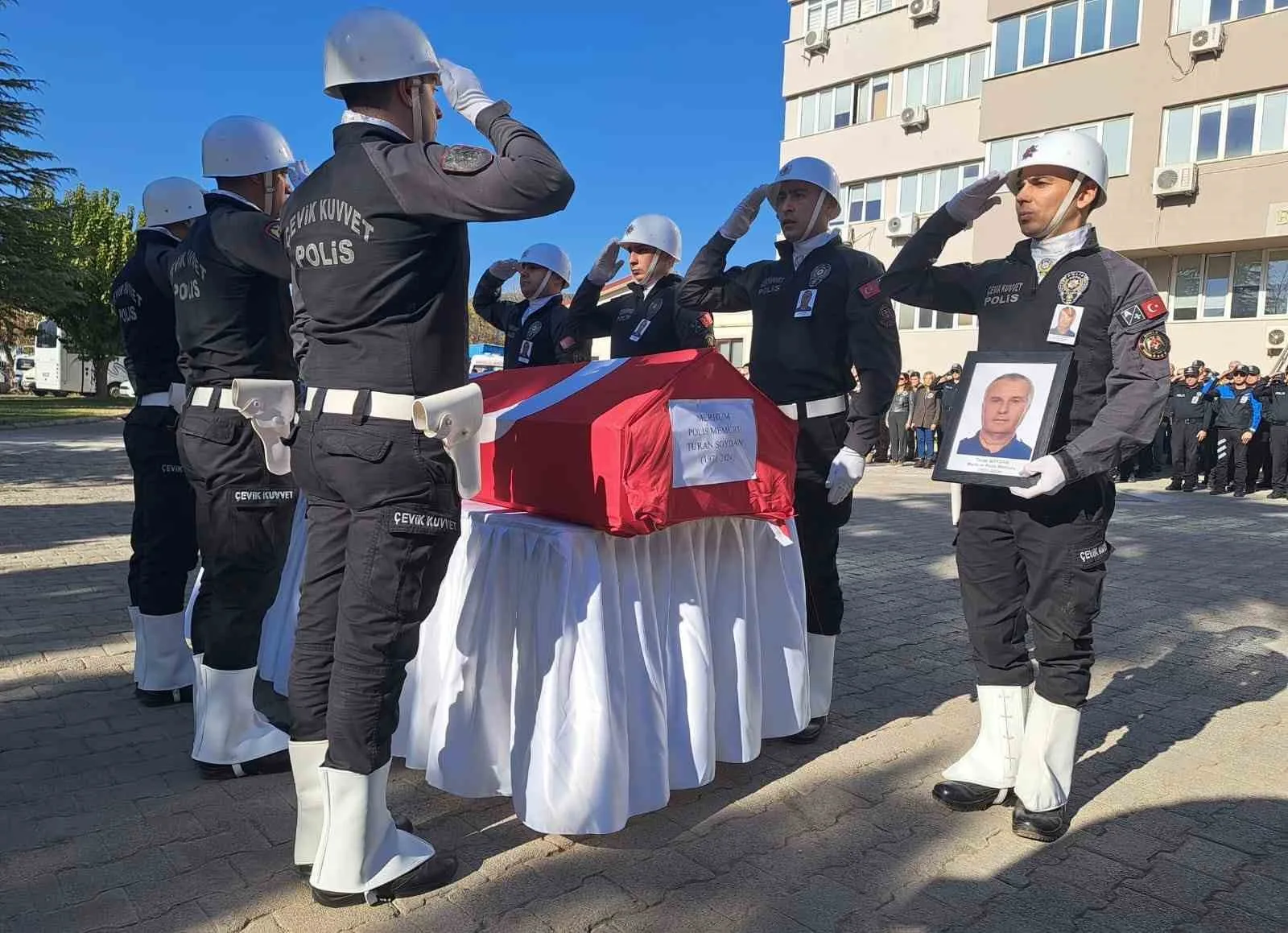 Muğla’da hayatını kaybeden polis memuru için tören düzenlendi