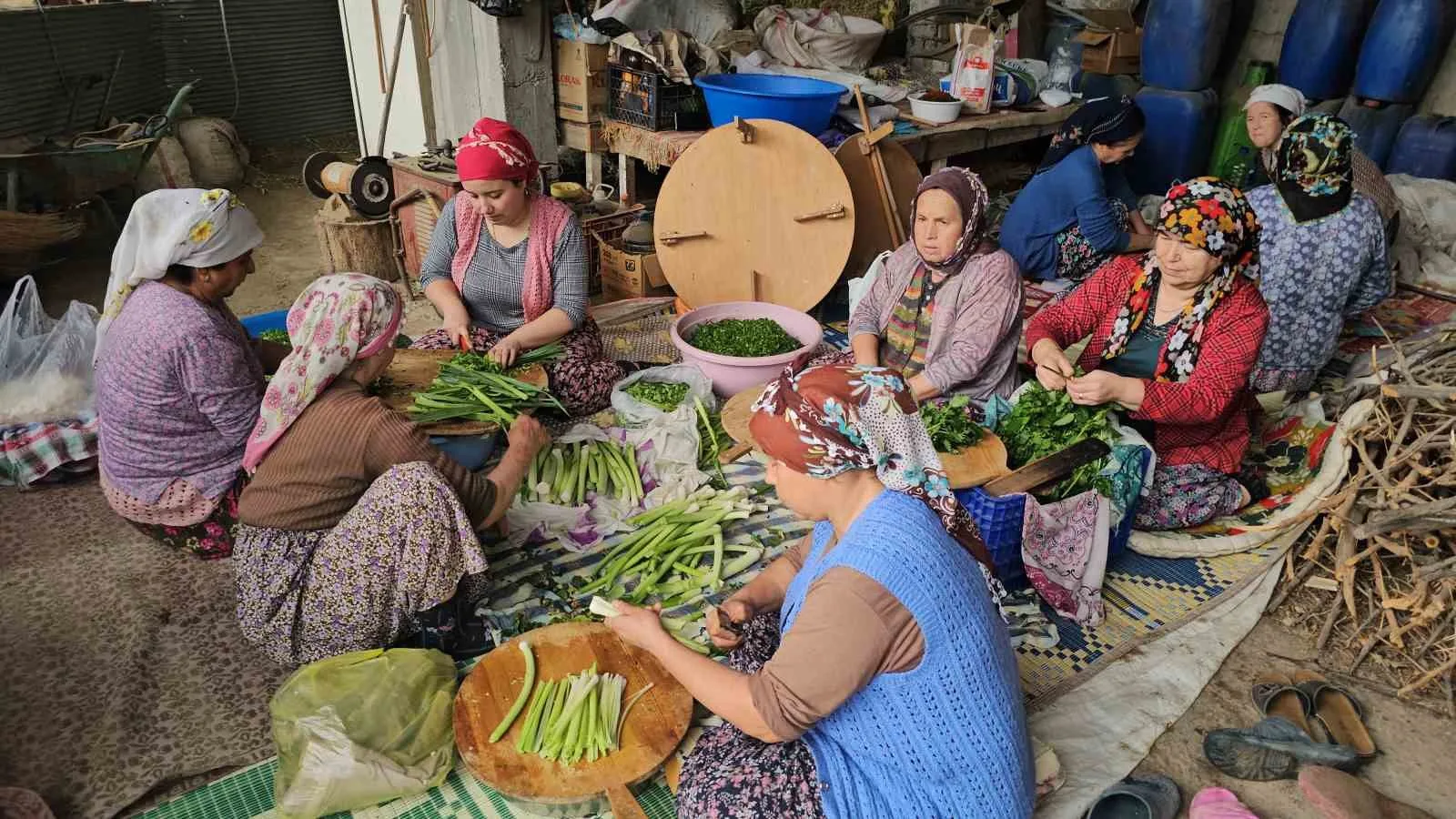 Nazilli’de kadınlardan yağmur için gözleme hayrı