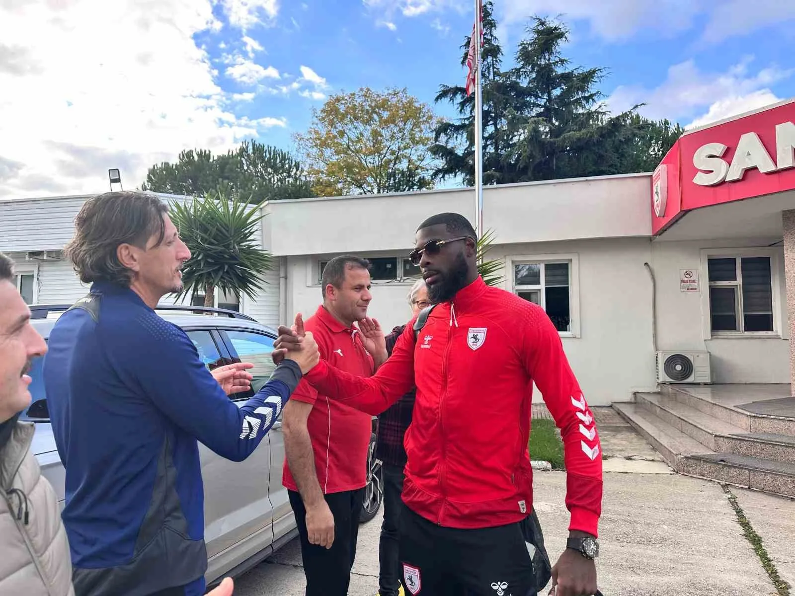 Samsunspor kafilesi, Galatasaray maçı için yola çıktı