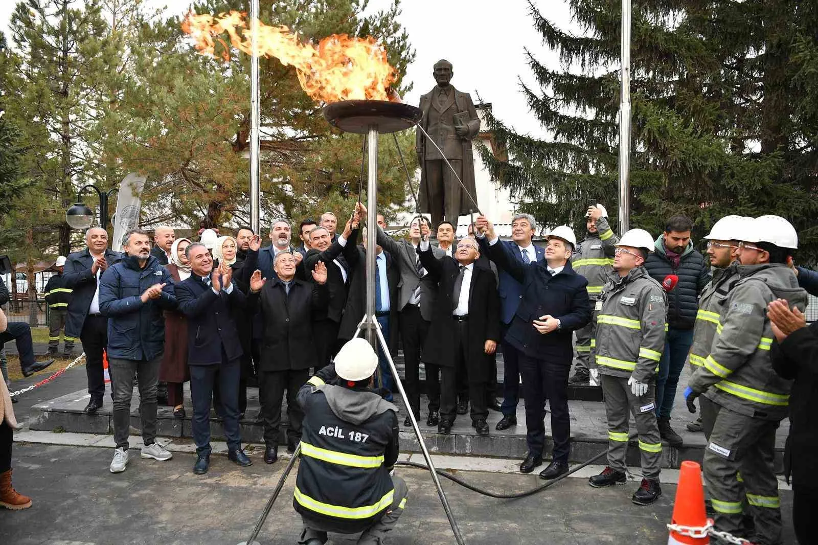 BÜYÜKŞEHİR BELEDİYESİ, SARIZ GENELİNDE ALTYAPIDAN SOSYAL HİZMETLERE, TARIM PROJELERİNDEN KÜLTÜR-SANAT