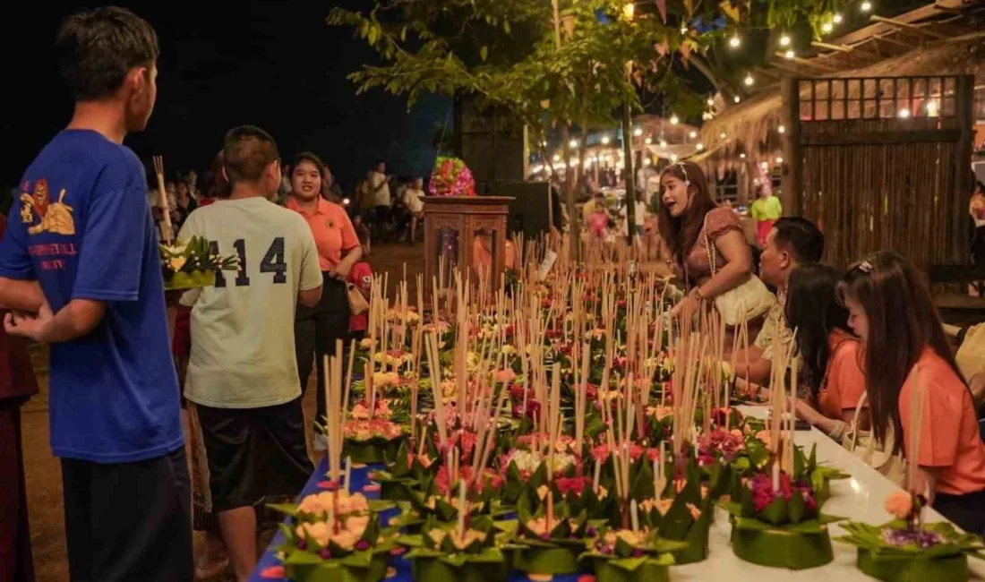 TAYLAND "YÜZEN FENER FESTİVALİ"