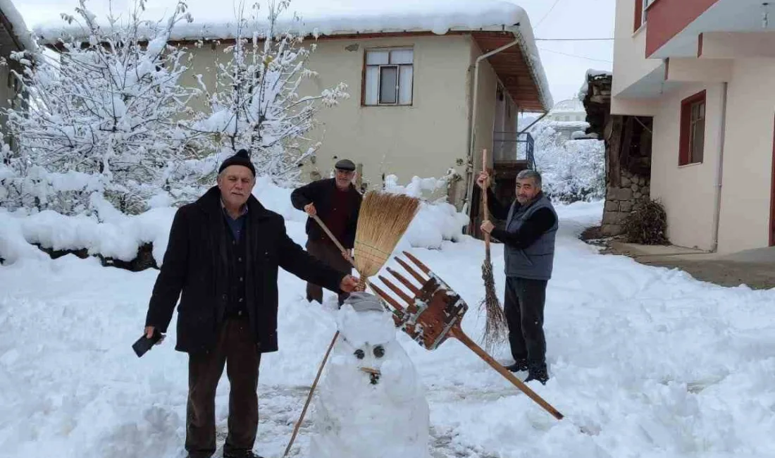 TOKAT'IN REŞADİYE İLÇESİNDE VATANDAŞLAR,