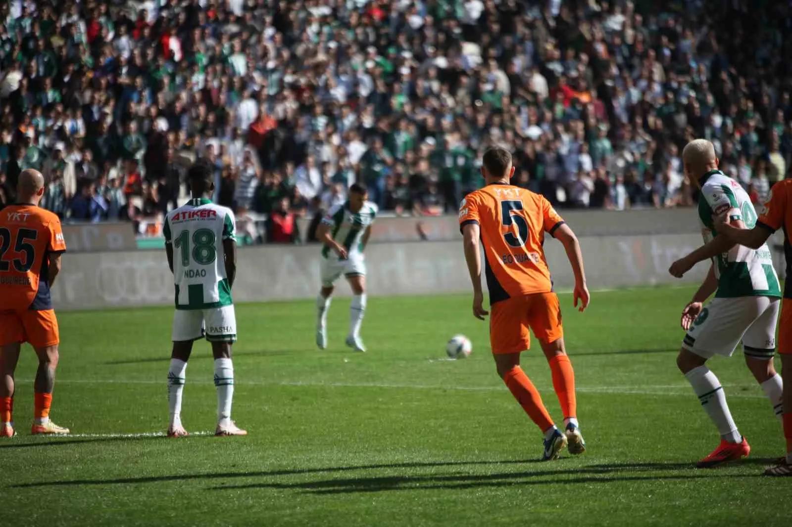 Trendyol Süper Lig: Konyaspor: 1 – RAMS Başakşehir: 1 (İlk yarı)