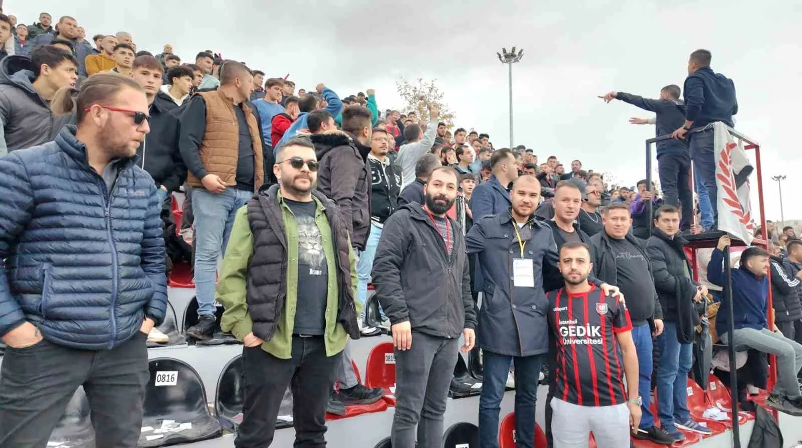 UŞAKSPOR HAFTASONU KENDİ SAHASINDA FIRTINA GİBİ ESEREK KAZANDIĞI GALİBİYETLE LİGDE