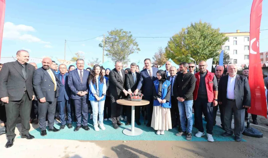 AMASYA VALİSİ ÖNDER BAKAN,