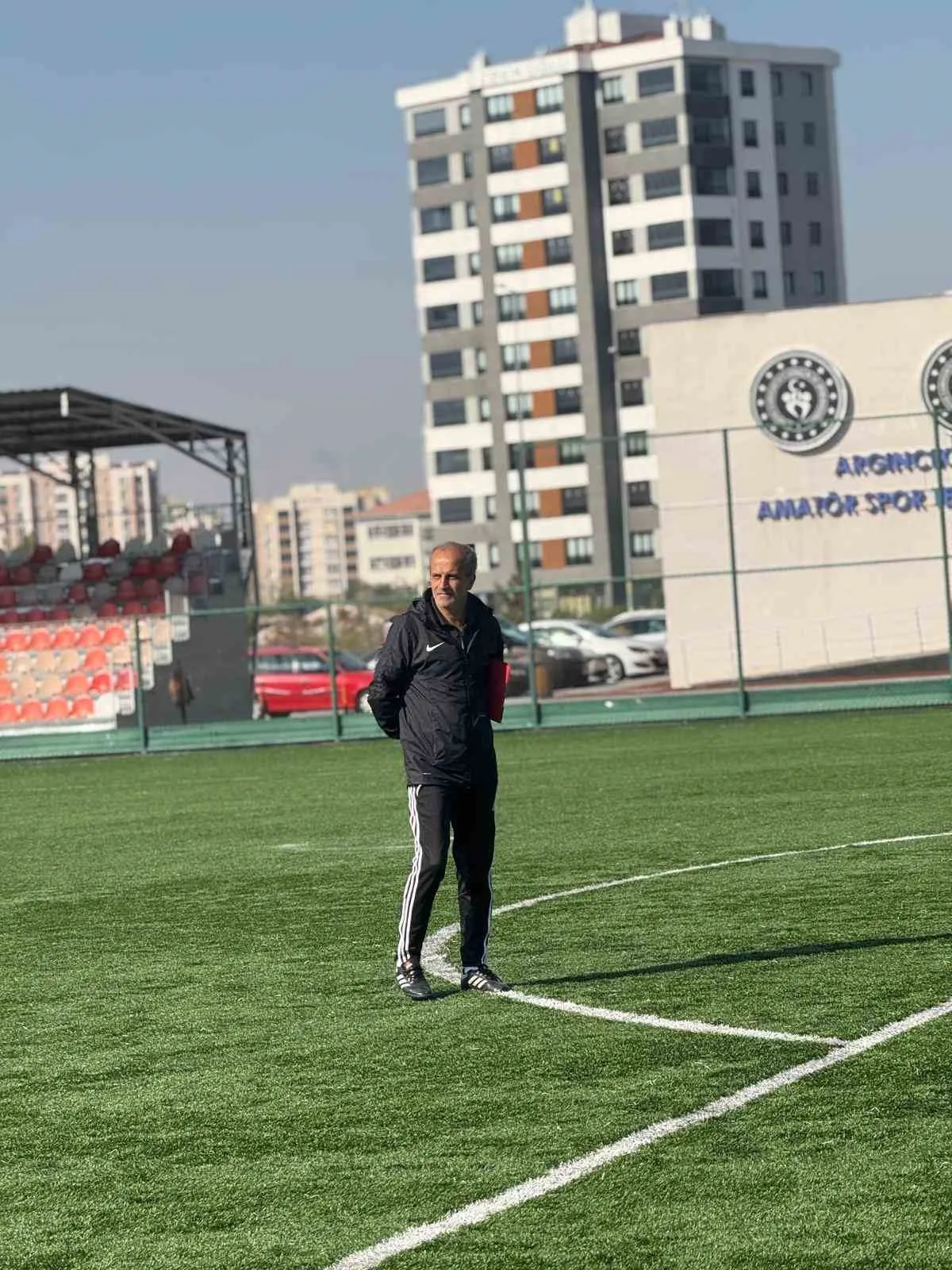 BÖLGESEL AMATÖR LİG EKİPLERİNDEN YAHYALISPOR'DA ANTRENÖR YAVUZ HASTOPRAKÇILAR DÖNEMİ RESMEN