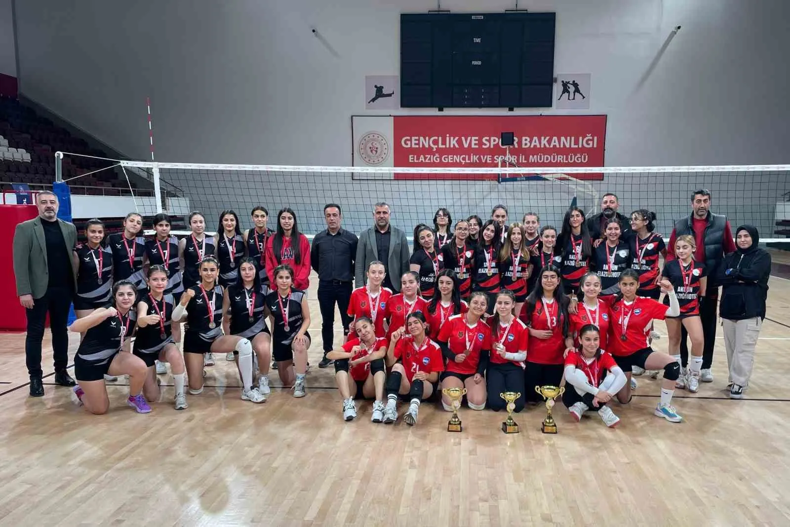 Yıldız Kız Yerel Lig’de şampiyon Elazığ Voleybol Akademi oldu