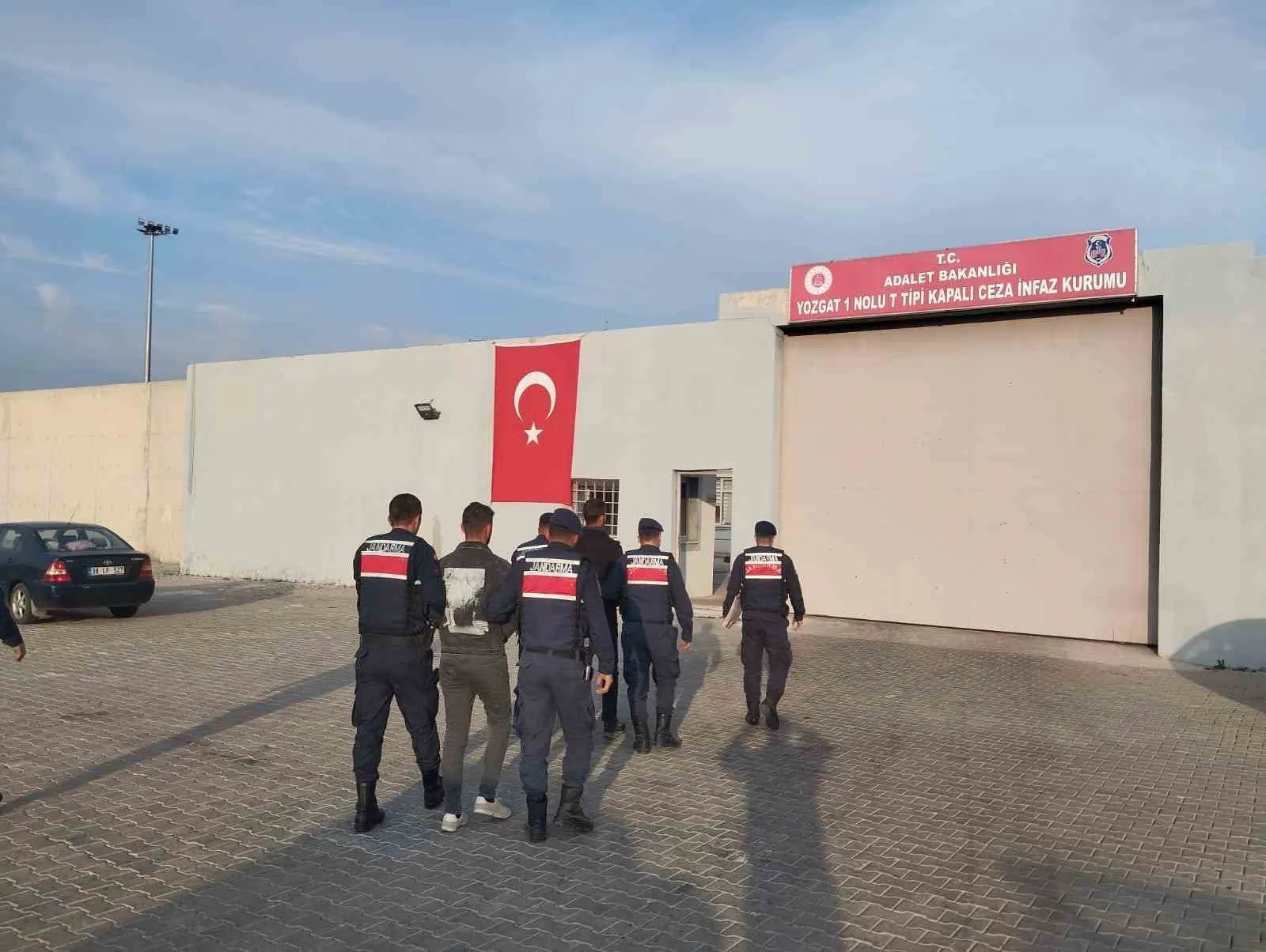 Yozgat’ta aranan şahıslar yakalandı