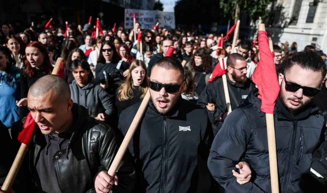 YUNANİSTAN’DA ÇEŞİTLİ SEKTÖRLERDE İŞÇİLER