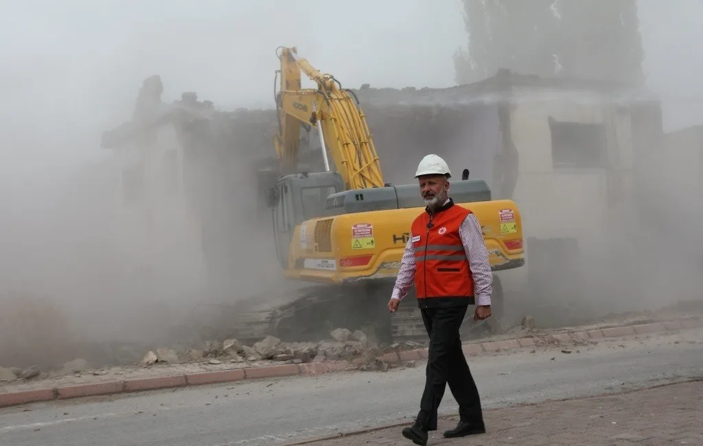 KOCASİNAN BELEDİYESİ’NİN KOCASİNAN’A VE KAYSERİ’YE DEĞER KATACAK VİZYON PROJELERİN BAŞINDA