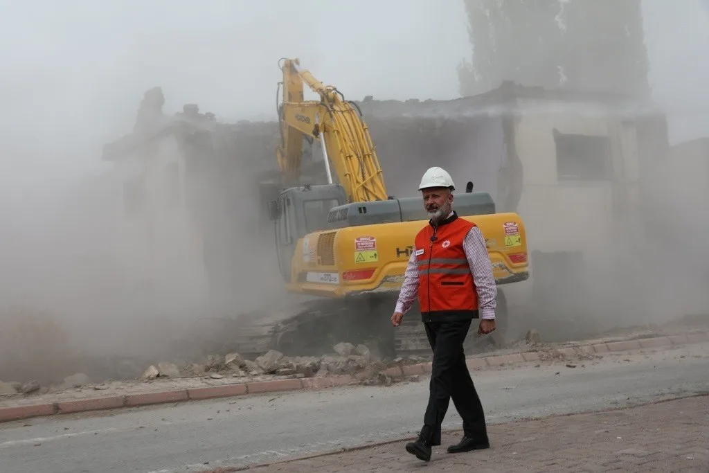 KOCASİNAN BELEDİYESİ’NİN KOCASİNAN’A VE KAYSERİ’YE DEĞER KATACAK VİZYON PROJELERİN BAŞINDA