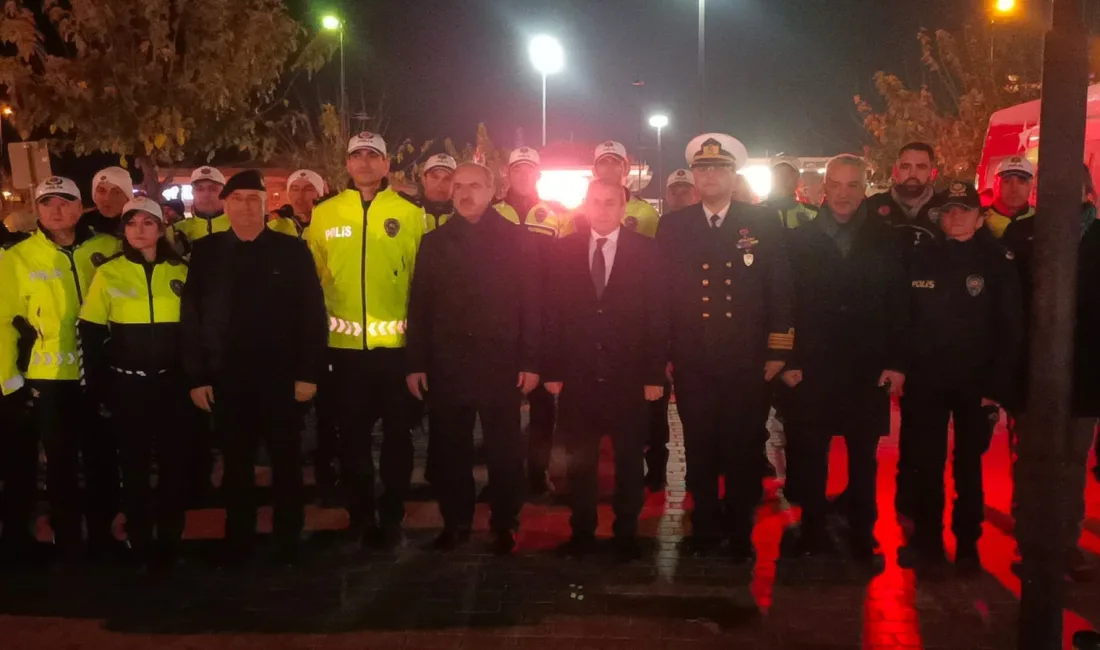 ÇANAKKALE VALİSİ ÖMER TORAMAN, YILBAŞINDA GÖREV BAŞINDA OLAN POLİS, JANDARMA