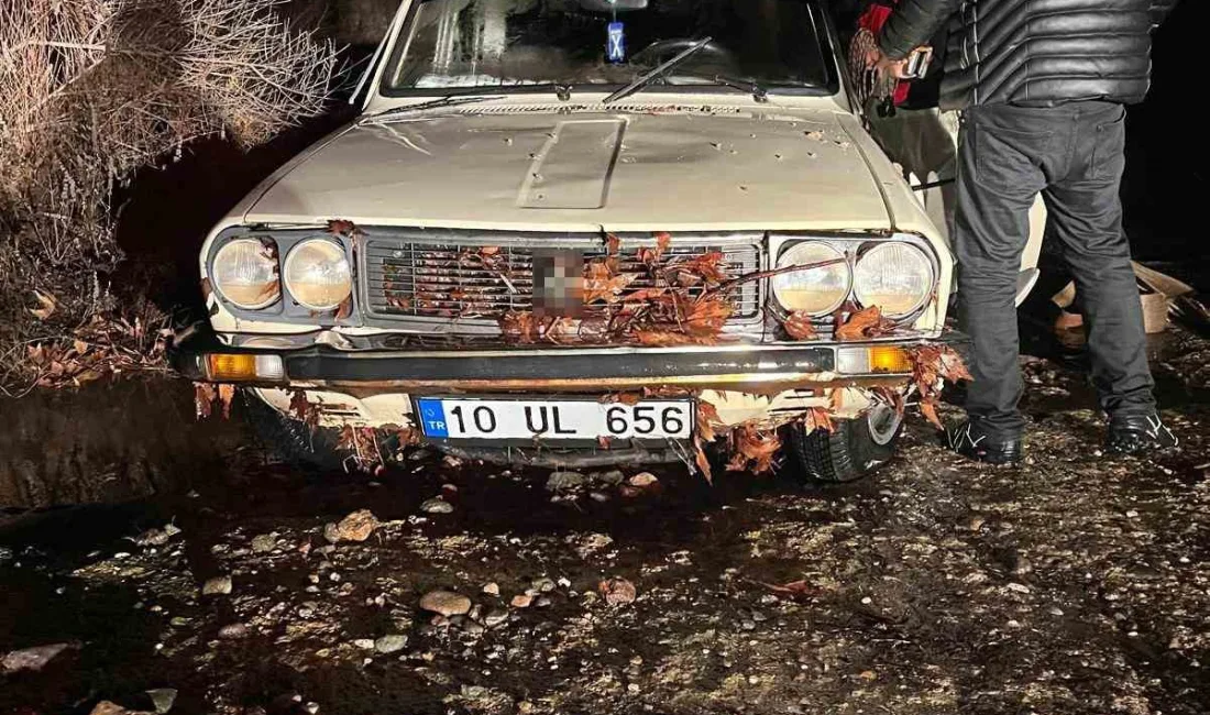 DEREDEN KARŞIYA GEÇEN OTOMOBİL