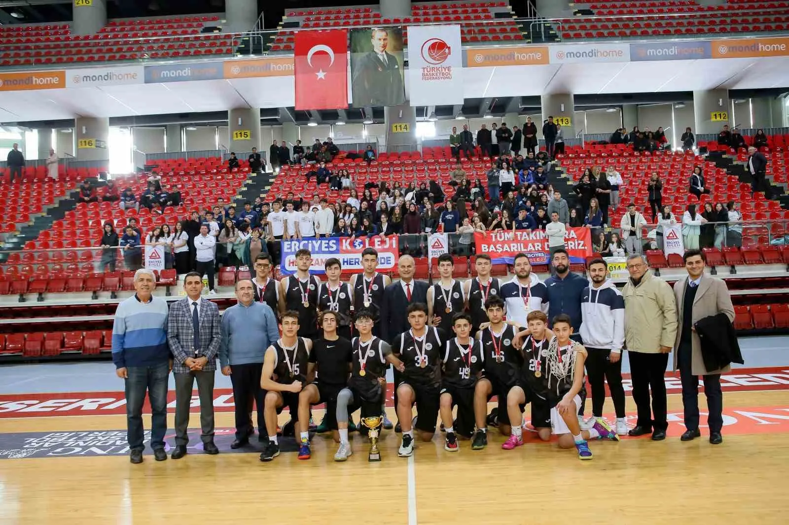 OKUL SPORLARI MÜSABAKALARINDA BASKETBOL GENÇLER A KATEGORİSİ’NDE MÜCADELE EDEN ERCİYES