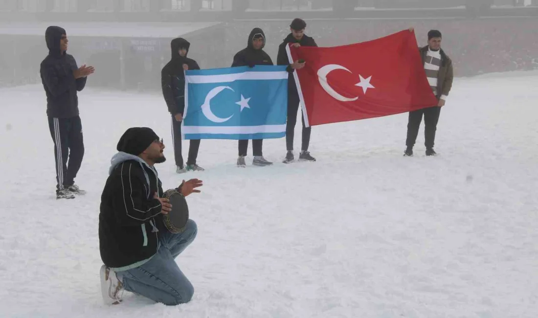 KAYSERİ'YE KAMP İÇİN GELEN IRAKLI TÜRKMENLER, ERCİYES'TE İLK DEFA KAR