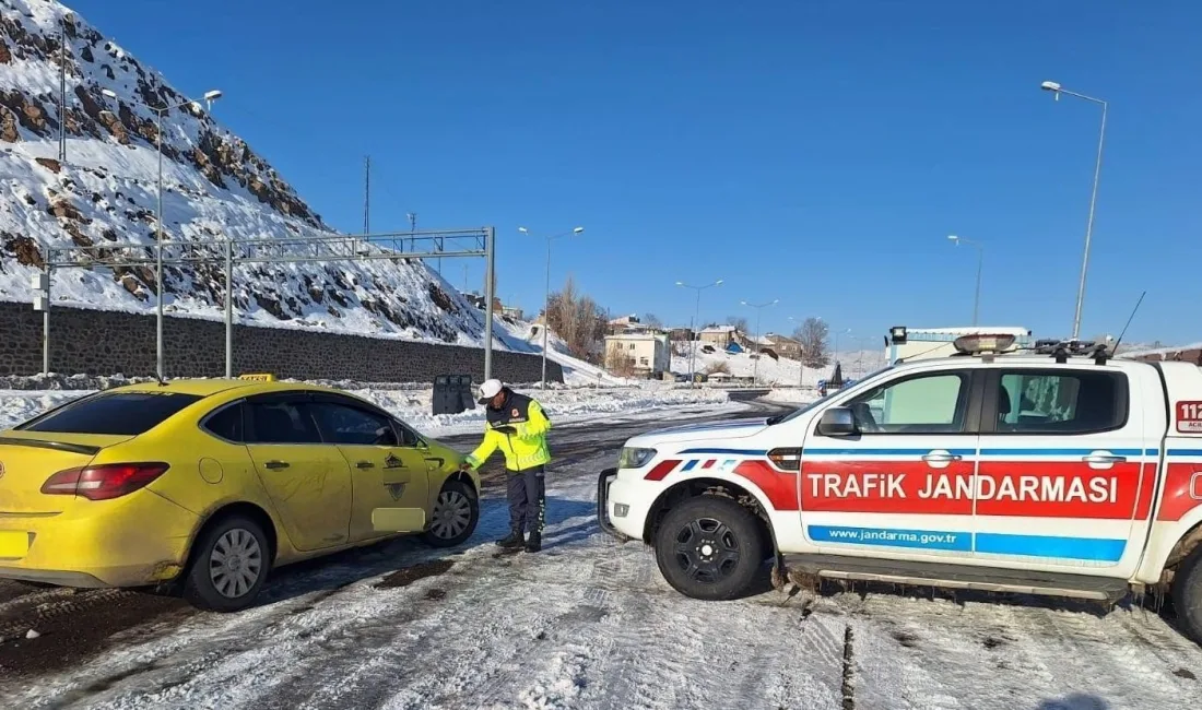 ERZURUM’DA JANDARMA EKİPLERİ 33