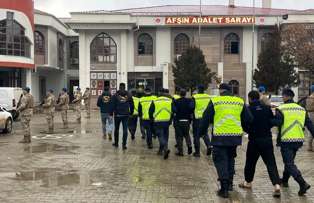 KAHRAMANMARAŞ’TA JANDARMA EKİPLERİNİN ARANAN