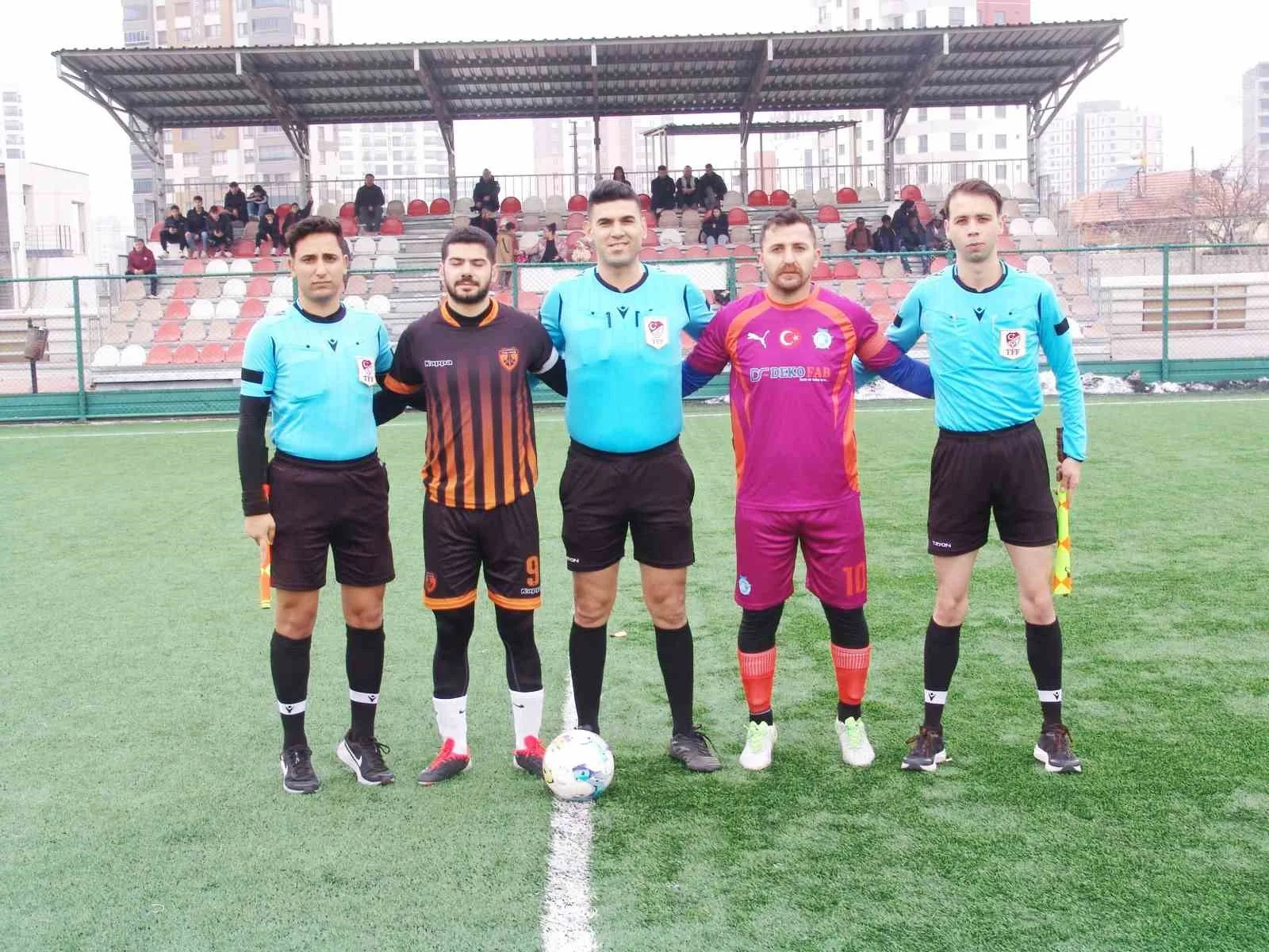 KAYSERİ 1. AMATÖR KÜME A GRUBU'NDA MÜCADELE EDEN KAYSERİ YOLSPOR,