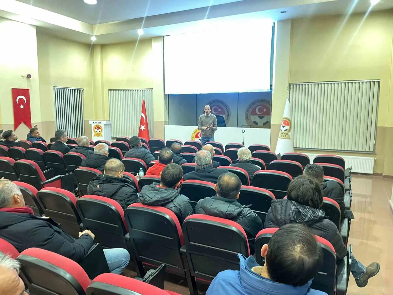 KAYSERİ’DE TÜRKİYE FUTBOL ANTRENÖRLERİ DERNEĞİ (TÜFAD) KAYSERİ ŞUBESİ VE AMATÖR SPOR