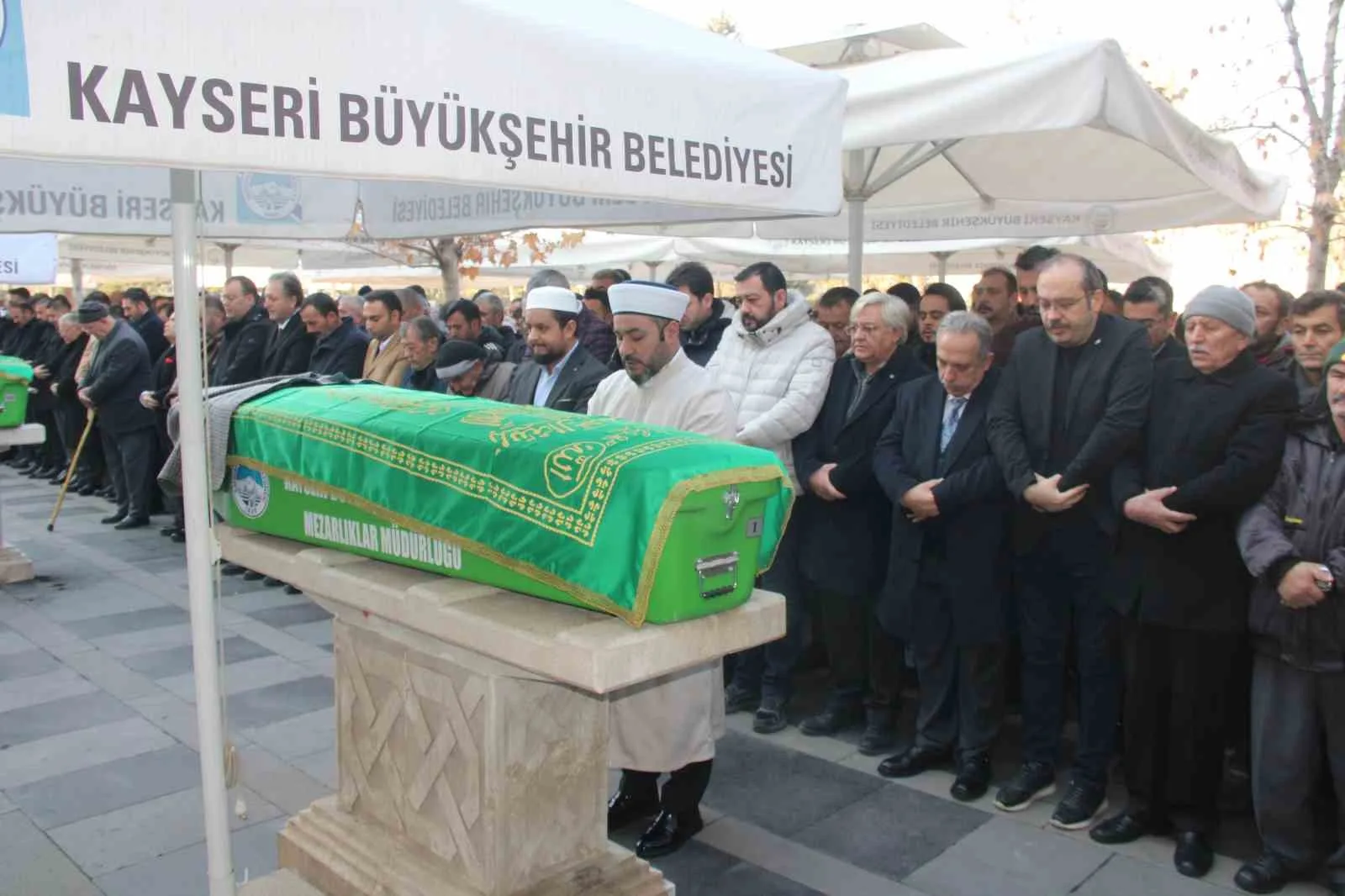 KAYSERİLİ İŞADAMI ÖZDEMİR KIZILKAYA 64 YAŞINDA HAYATINI KAYBETTİ.